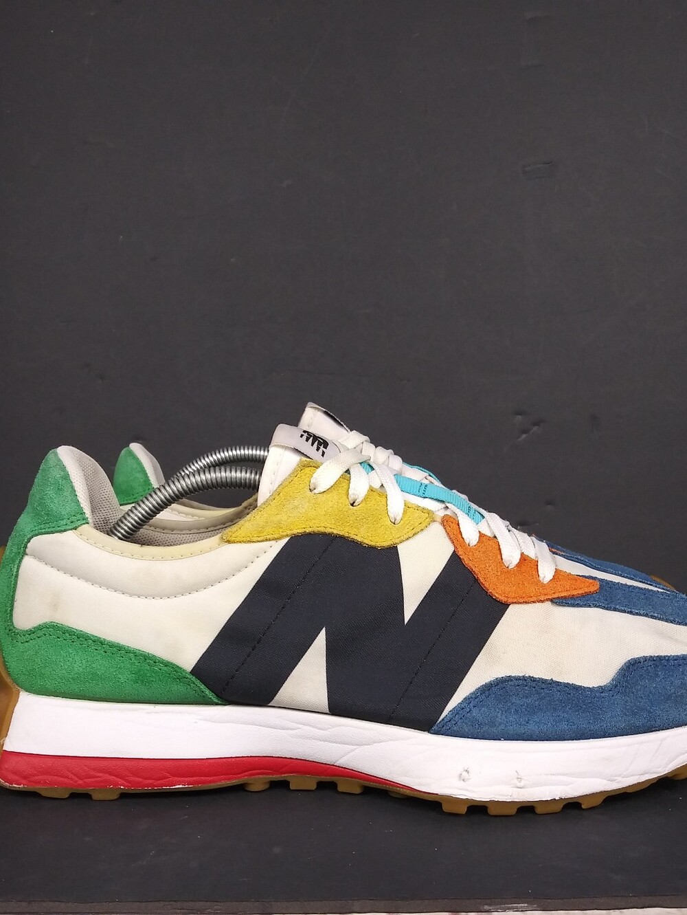 New Balance 327 Multicolor Running Shoes Men's Size 12 Suede Green Yellow Blue